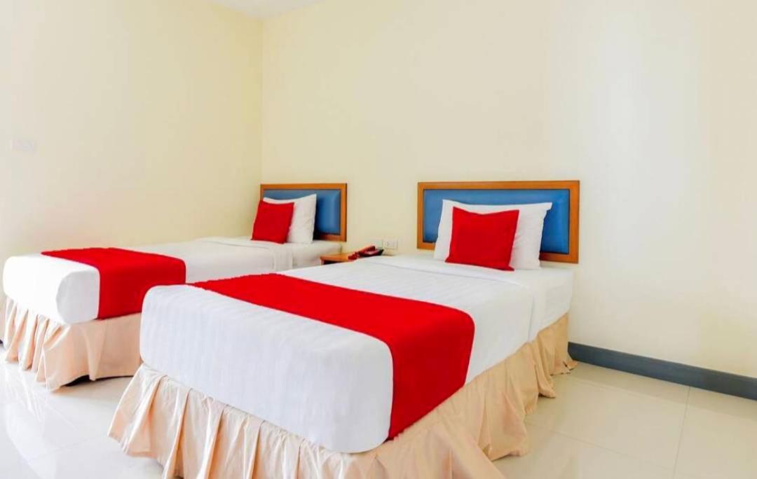 Отель Baan Poemsuk Huahin Экстерьер фото